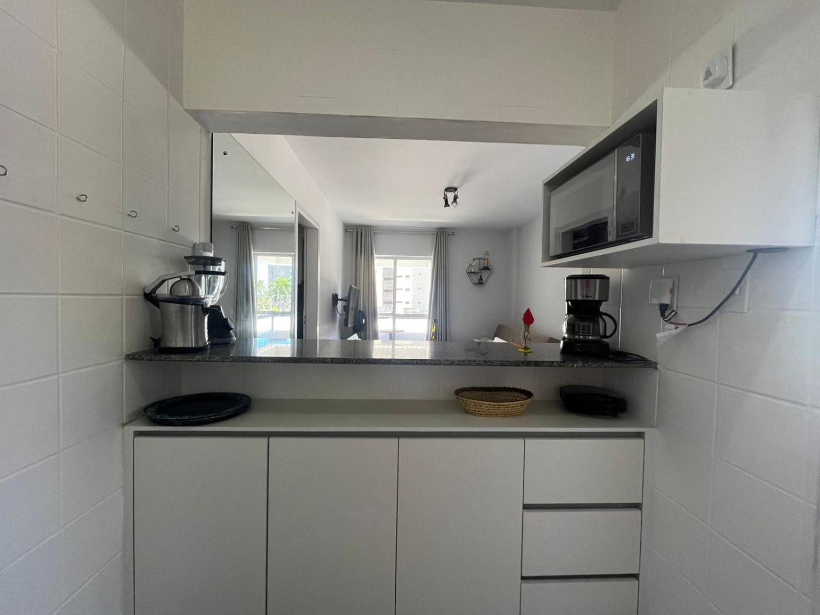 Apartamento Ap 1 250m Mar, Amplo, 57m2, C Suite, 2wcs, 2varandas