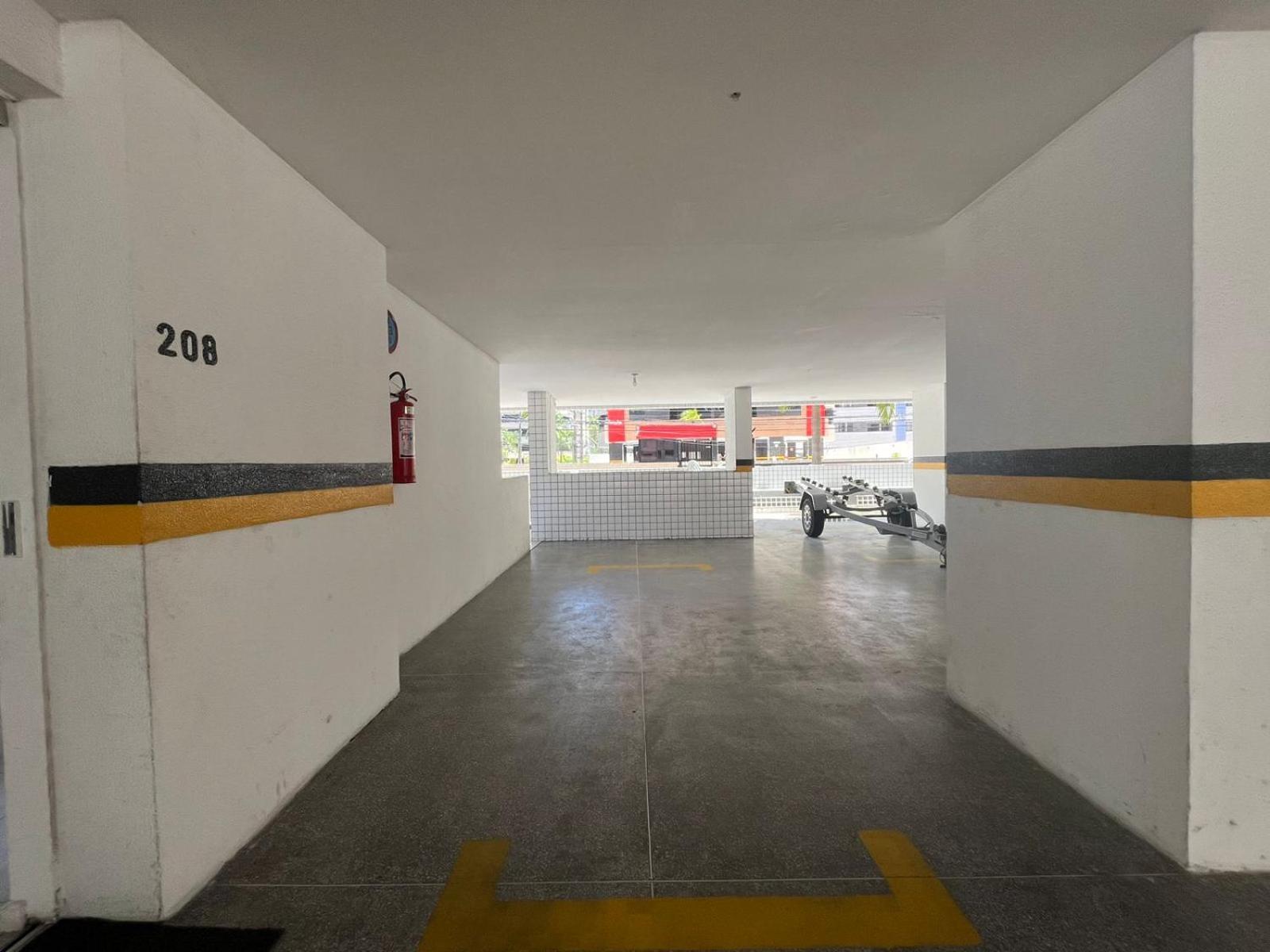 Ap 1 250m Mar, Amplo, 57m2, C Suite, 2wcs, 2varandas * Maceió